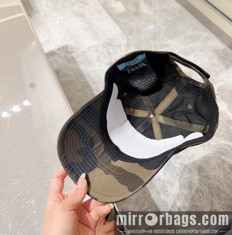 Prada Hat 041704