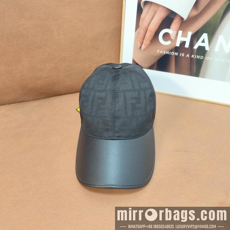 Fendi Hat dx44