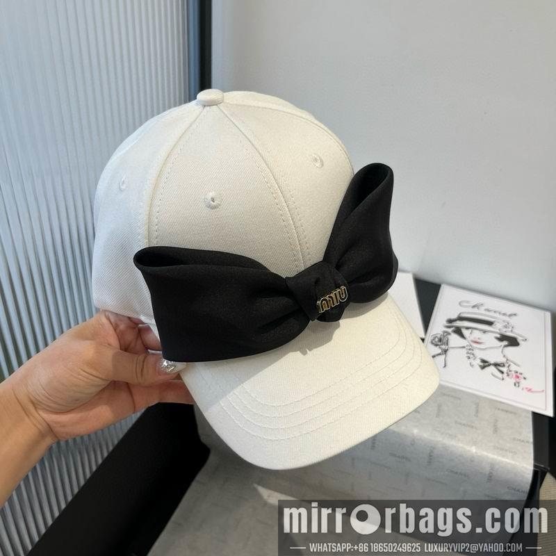 Miumiu Hat dx05