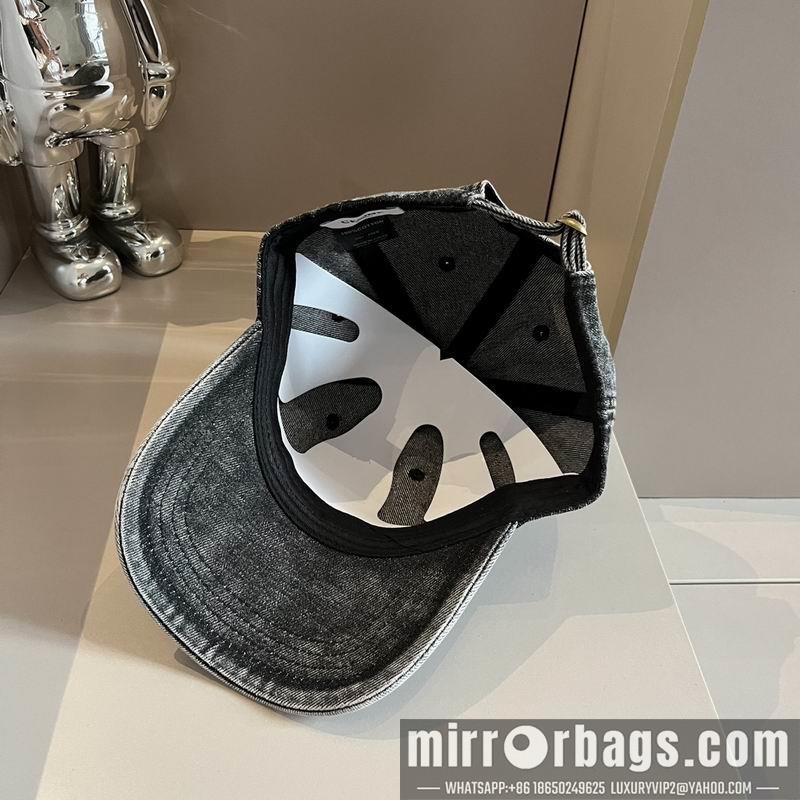 Celine Hat dx37