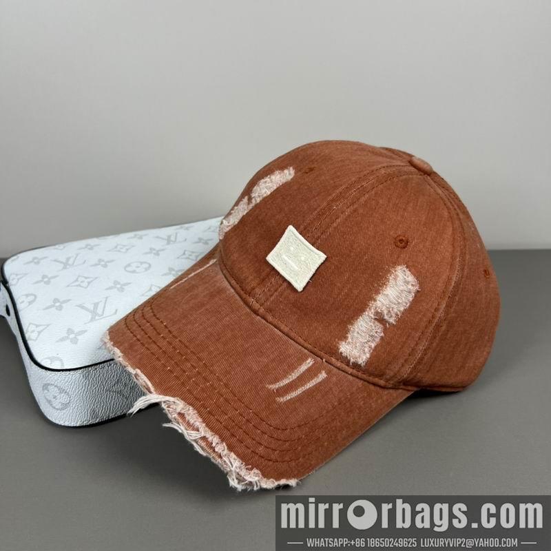 Acne Hat dx18