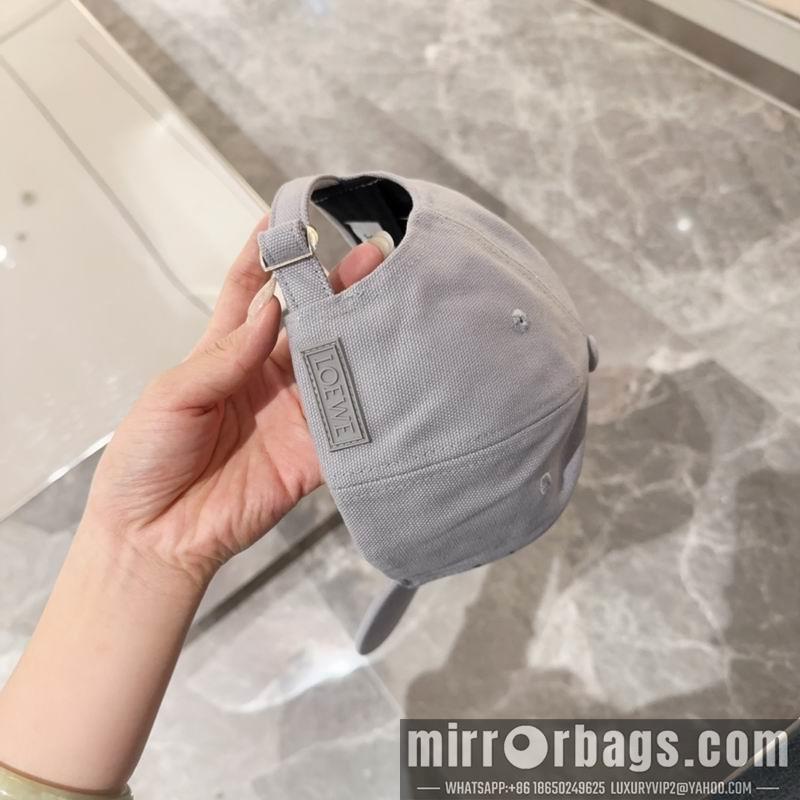 Loewe Hat dx19