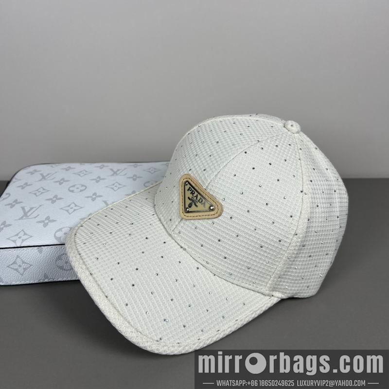 Prada Hat dx17