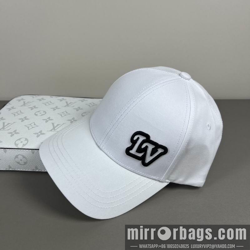 LV Hat dx16
