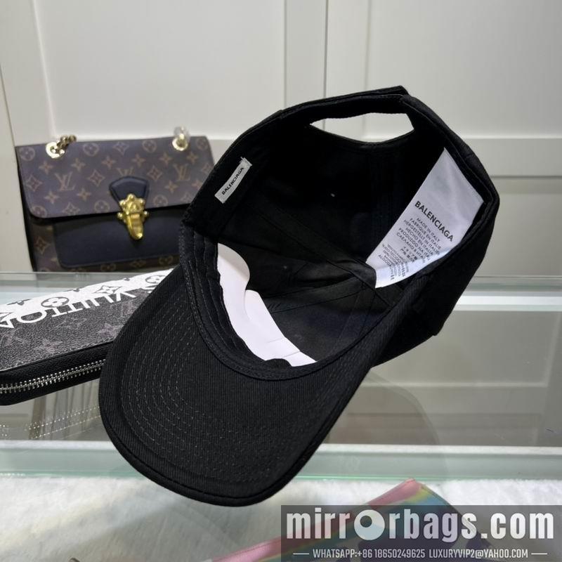 Balenciaga Hat dx43