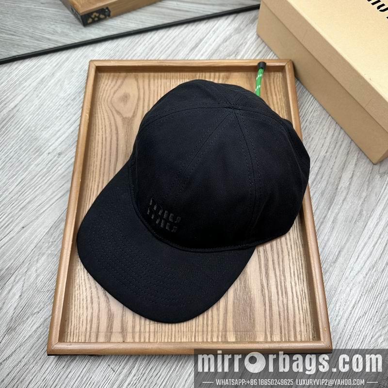 Miumiu Hat dx62