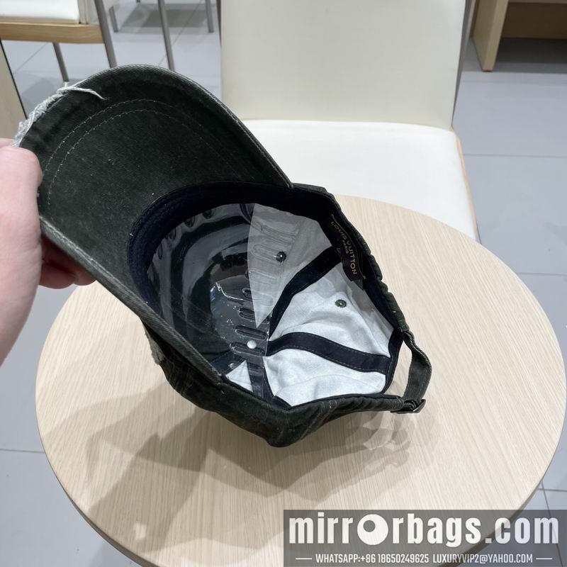 LV Hat 030710