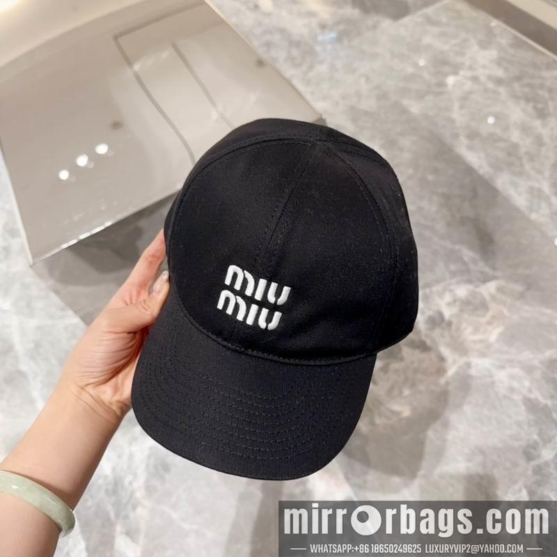 Miumiu Hat 050704