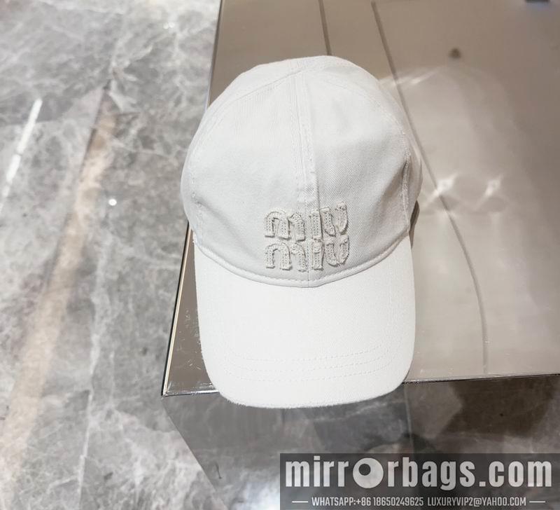 Miumiu Hat dx67