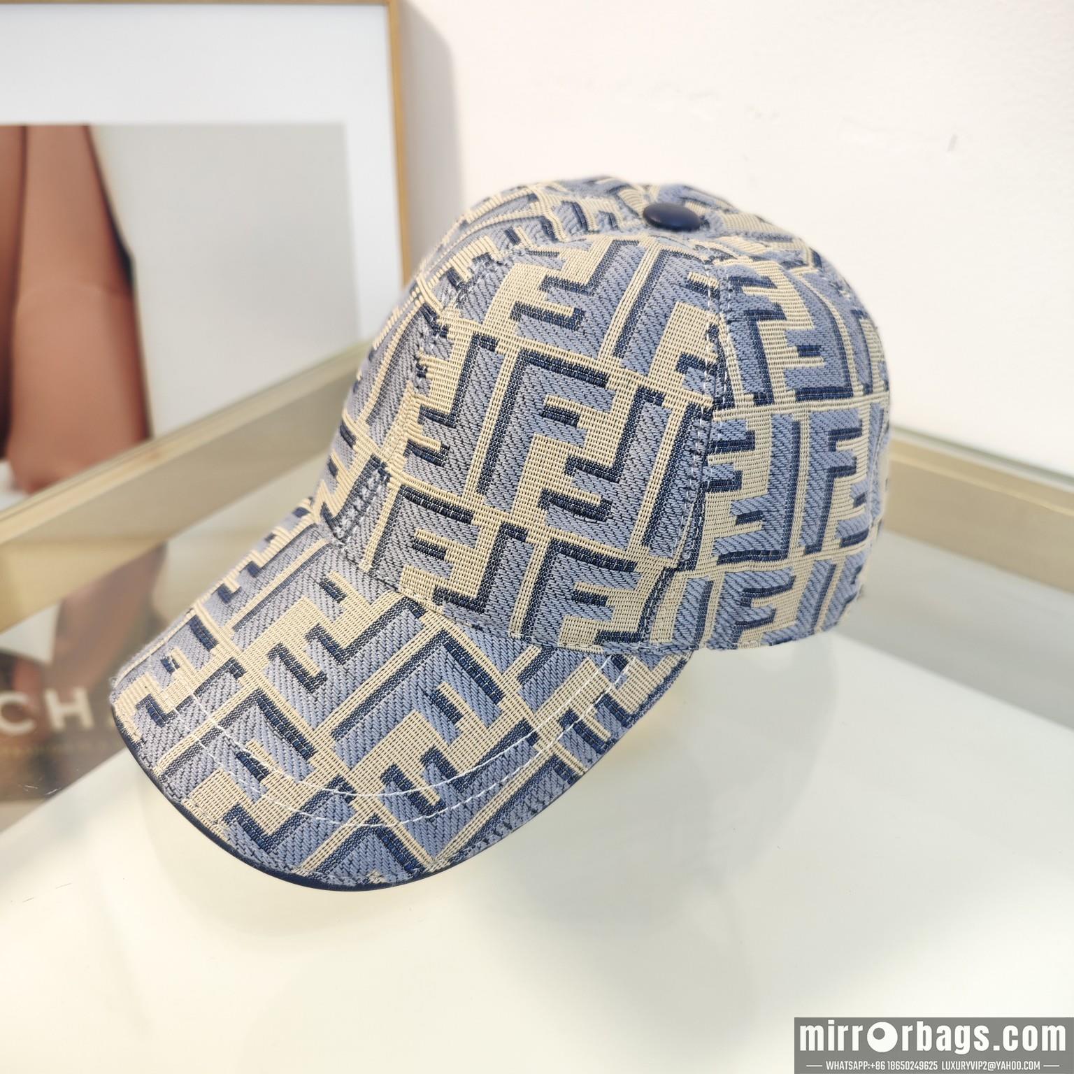 Fendi Hat dx89