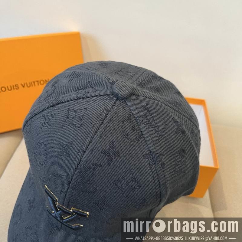 LV Hat dx31