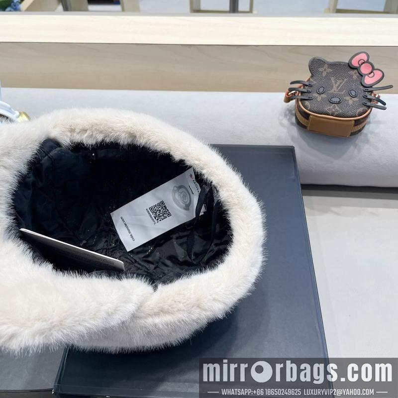 Moncler Hat 090602