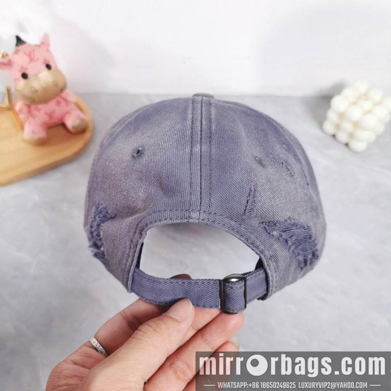 Celine Hat dx13