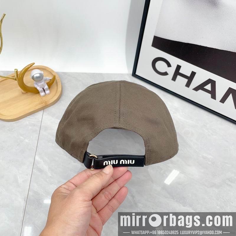 Miumiu Hat dx07