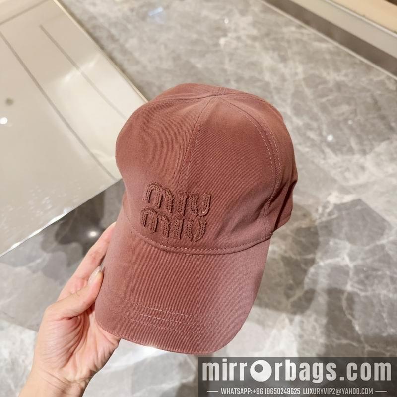 Miumiu Hat dx67