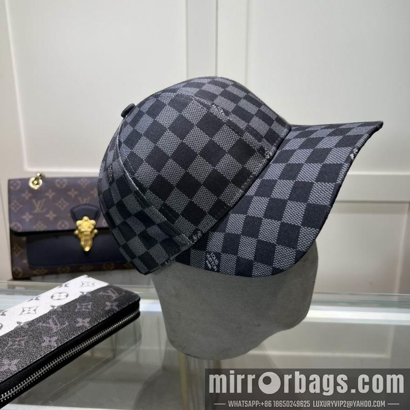 LV Hat 071304