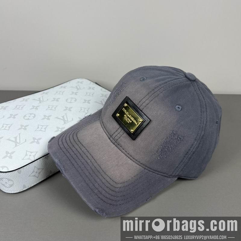 DG Hat dx21