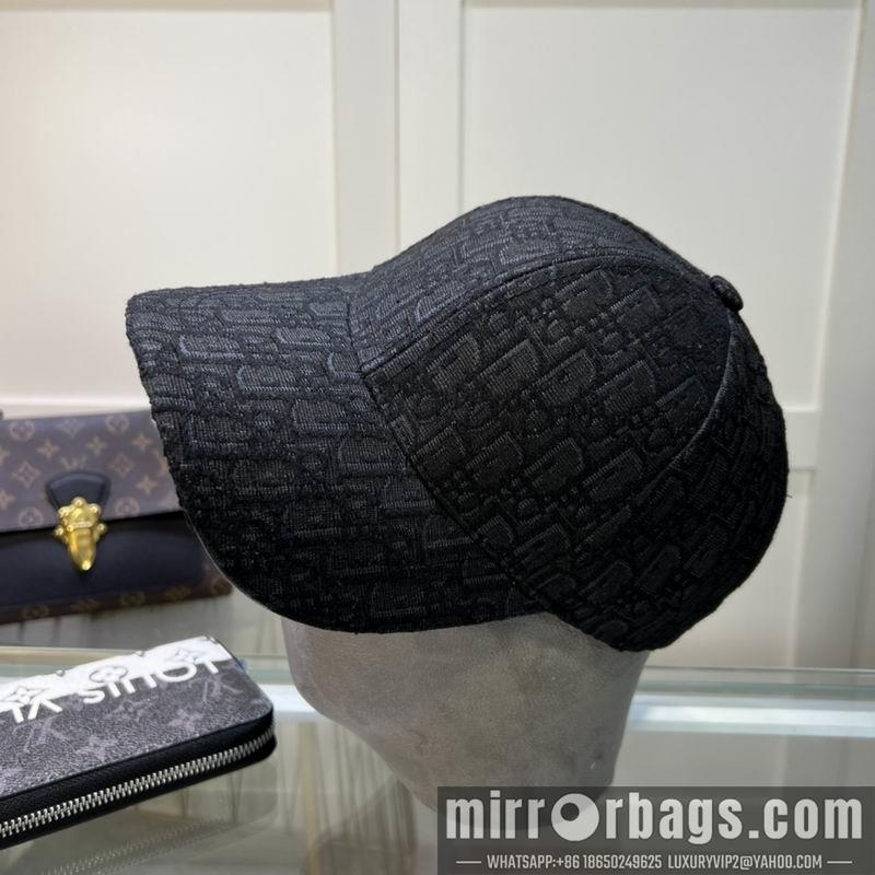 Dior Hat dx09