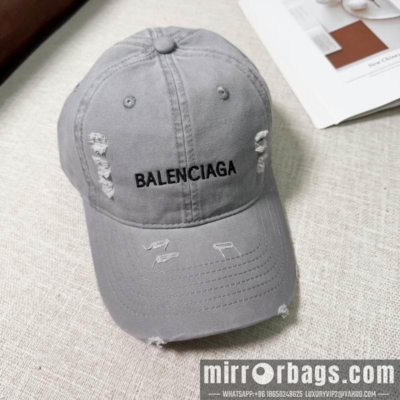 Balenciaga Hat dx115
