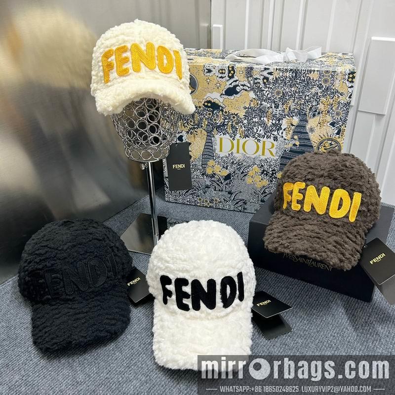 Fendi Hat dx73