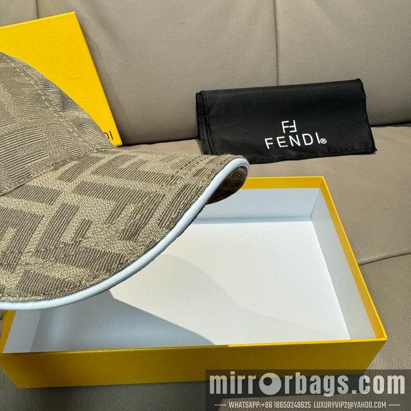 Fendi Hat dx95