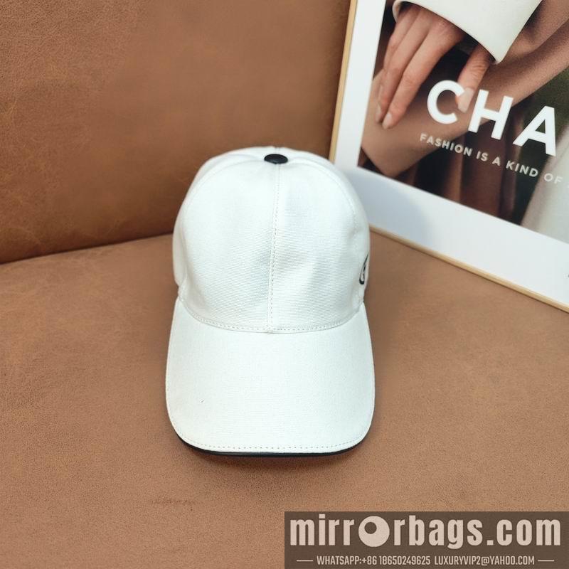 Gucci Hat dx13
