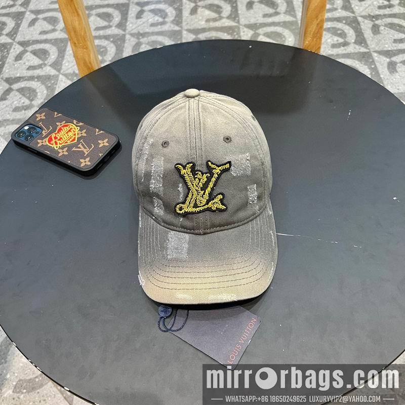 LV Hat 042810