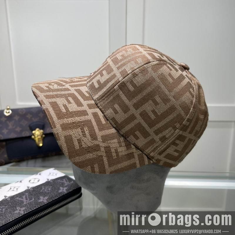 Fendi Hat dx63