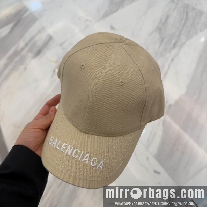 Balenciaga Hat dx75