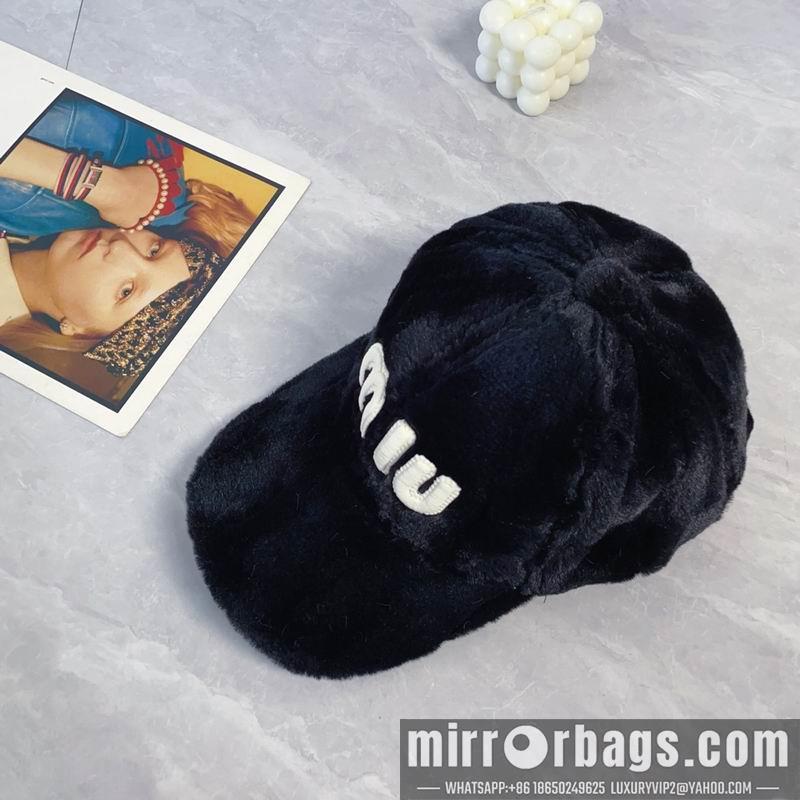 Miumiu Hat dx68