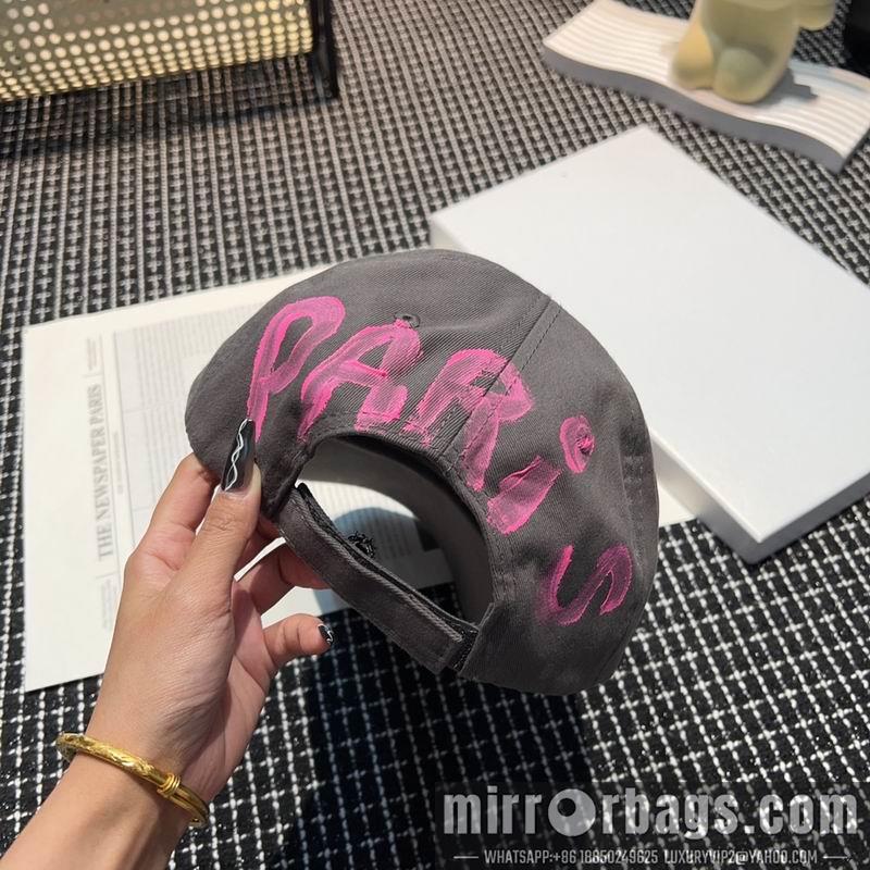 Balenciaga Hat dx15