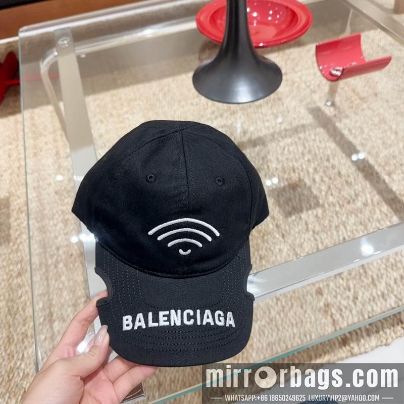 Balenciaga Hat 081402
