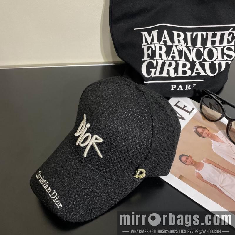 Dior Hat 083002