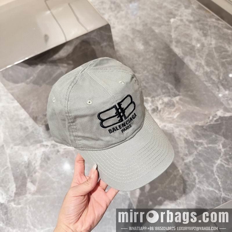 Balenciaga Hat 041701