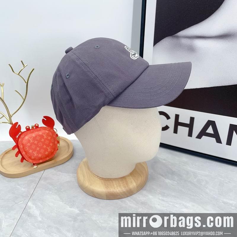 Vivienne Westwood Hat dx03