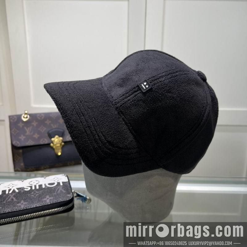 Ance Hat 122801