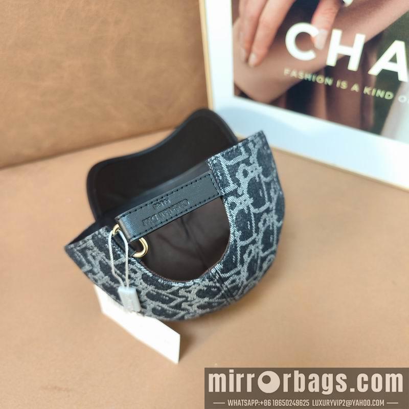 Dior Hat dx65