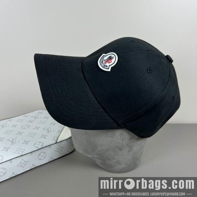 Moncler Hat dx39