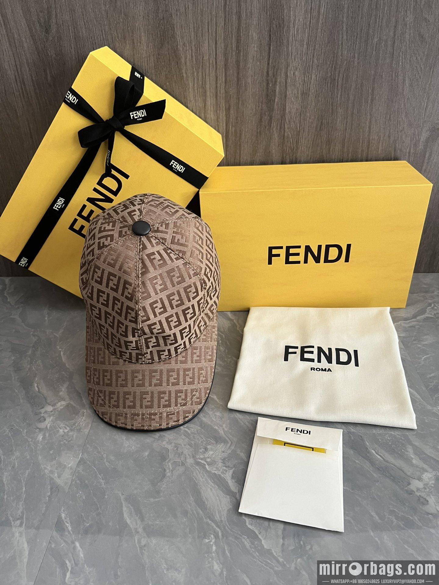 Fendi Hat dx87