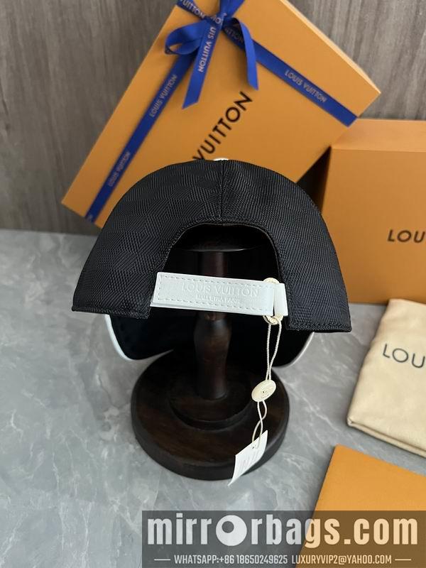LV Hat dx04