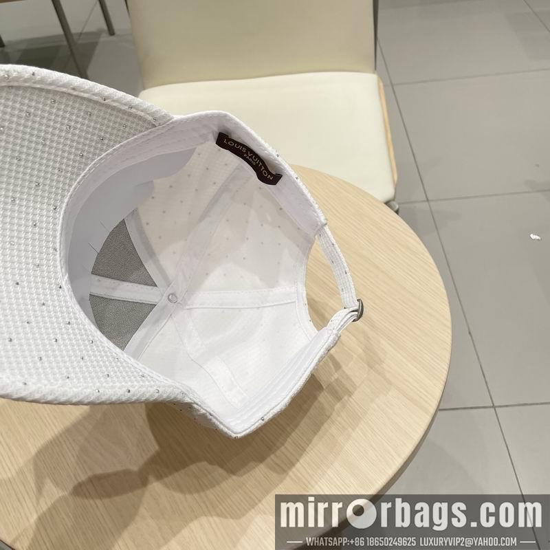 LV Hat 021003