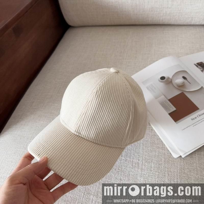 Prada Hat dx71