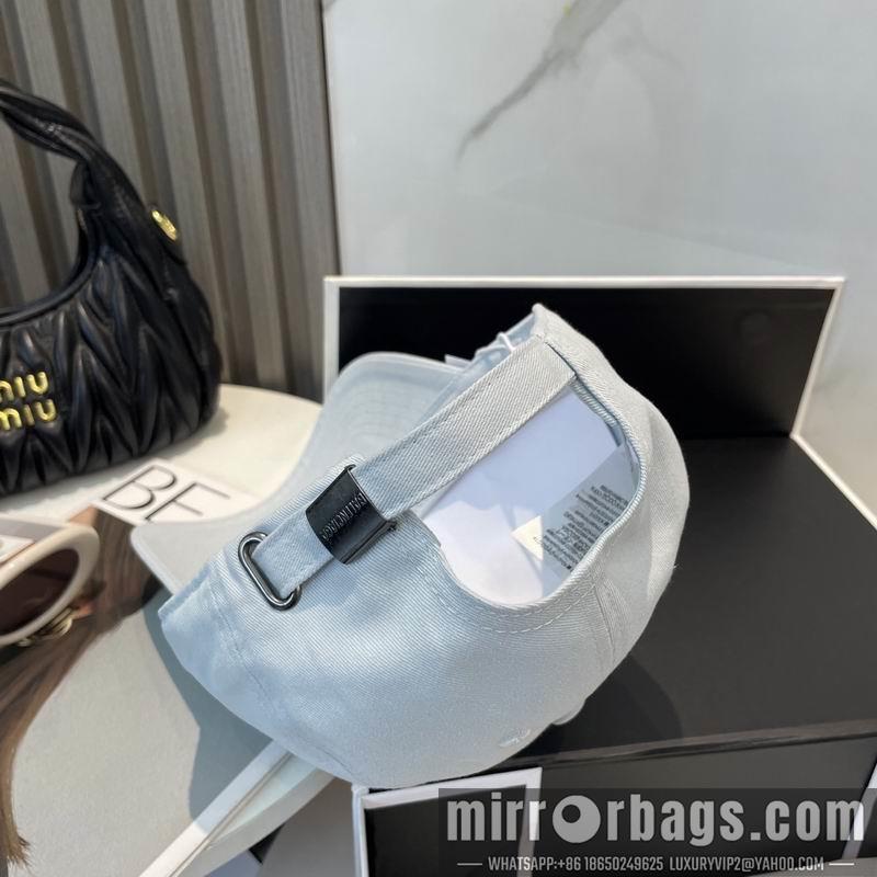 Balenciaga Hat dx64