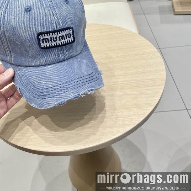 Miumiu Hat 040201