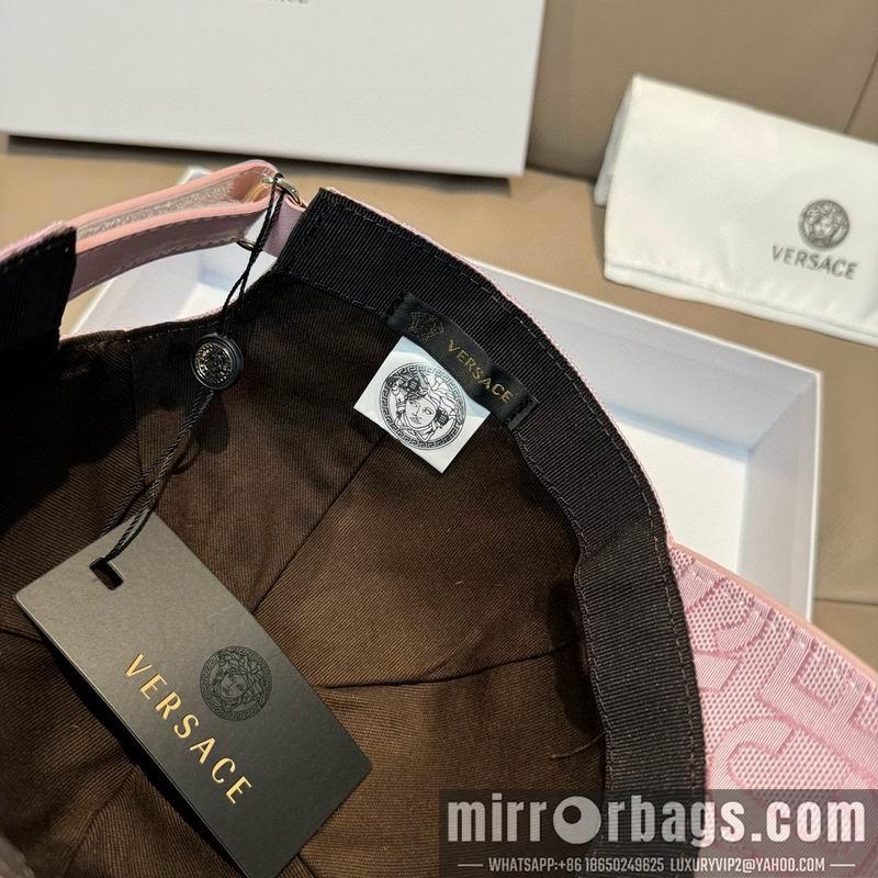 Versace Hat dx09