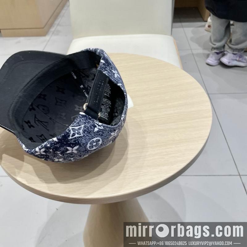 LV Hat 040202