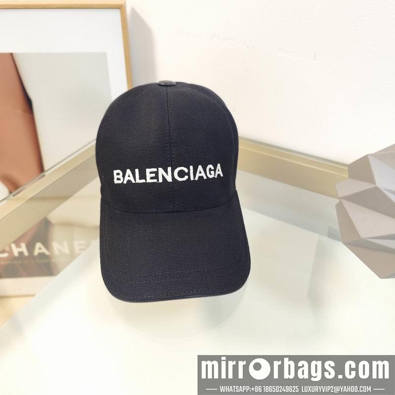 Balenciaga Hat dx80