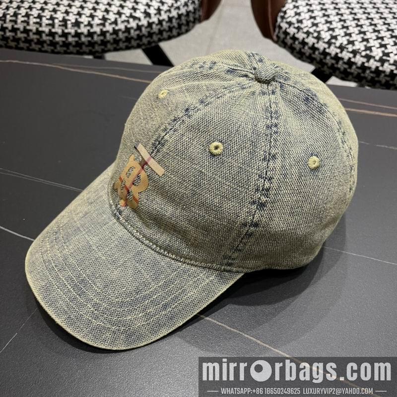 Burberry Hat 042601