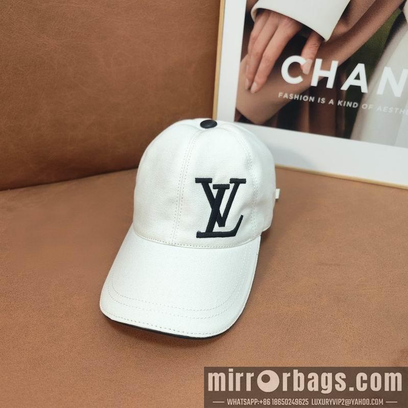 LV Hat dx82