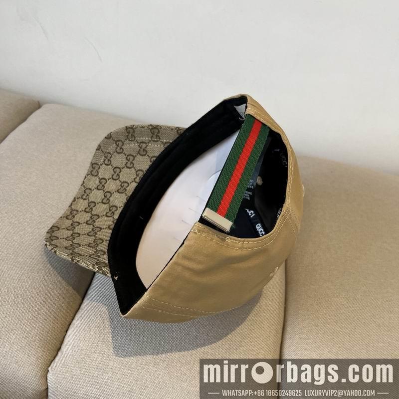 Gucci Hat dx30